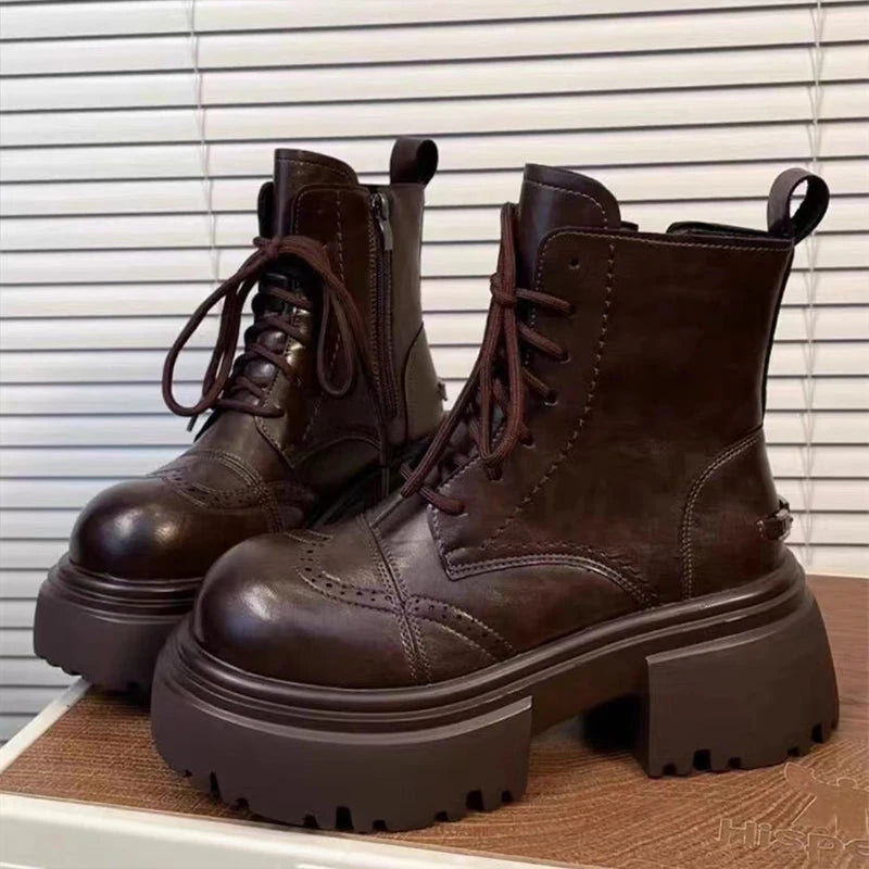 Boots Woman 2025 Trend Female Shoes Winter New British platform Lace up zipper ankle boots Plush Flat Heel Motorcycle boots